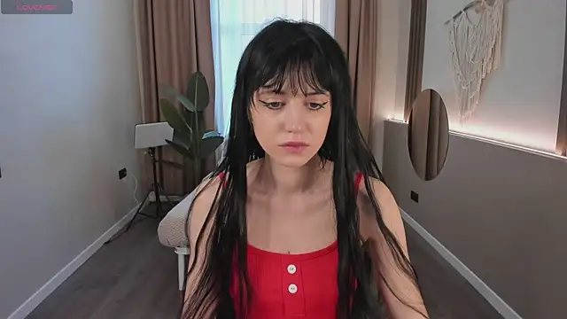 chloe dreammm online show from April 9, 2026, 5:20 am