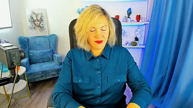 Snapshot of NinaStarle chatting on October 18, 2025, 4:36 am NinaStarle online show from October 18, 2025, 4:36 am