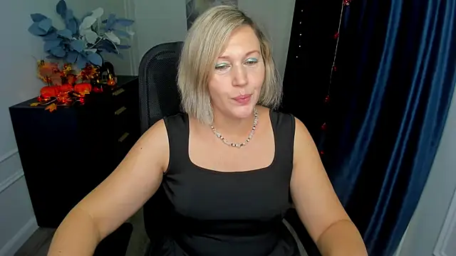 Snapshot of NinaStarle chatting on October 22, 2025, 4:56 am NinaStarle online show from October 22, 2025, 4:56 am