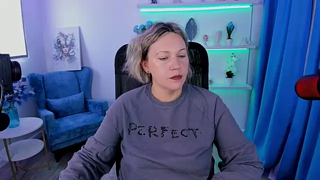 Snapshot of NinaStarle chatting on September 27, 2025, 4:29 am NinaStarle online show from September 27, 2025, 4:29 am