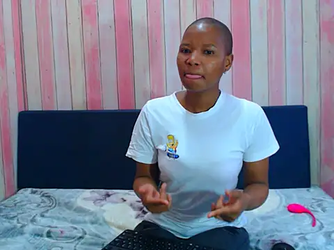 ebonyfirexx online show from December 5, 2025, 5:28 am