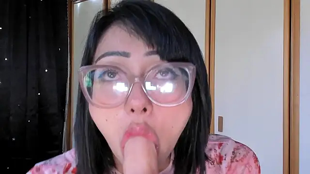 Londonttipton online show from March 20, 2026, 8:54 pm