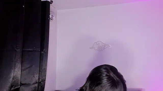 Snapshot of Londonttipton chatting on January 9, 2026, 3:35 am Londonttipton online show from January 9, 2026, 3:35 am