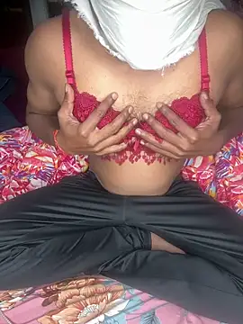 Snapshot of Fuckerboy19 chatting on December 18, 2025, 6:01 pm Fuckerboy19 online show from December 18, 2025, 6:01 pm