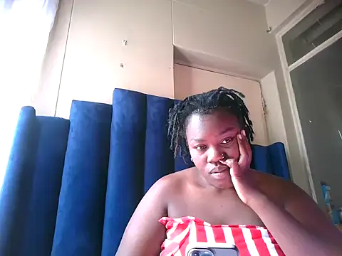 Snapshot of Big-Batty-Gyal20 chatting on June 11, 2026, 8:55 am Big-Batty-Gyal20 online show from June 11, 2026, 8:55 am