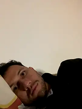 Michaell Spinelly online show from October 26, 2025, 2:34 am