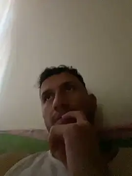 Michaell Spinelly online show from October 7, 2025, 8:21 pm