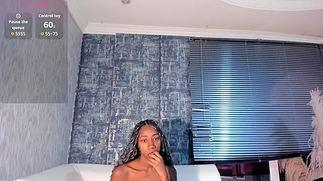 Snapshot of NathalyLeen chatting on May 8, 2026, 8:23 pm NathalyLeen online show from May 8, 2026, 8:23 pm