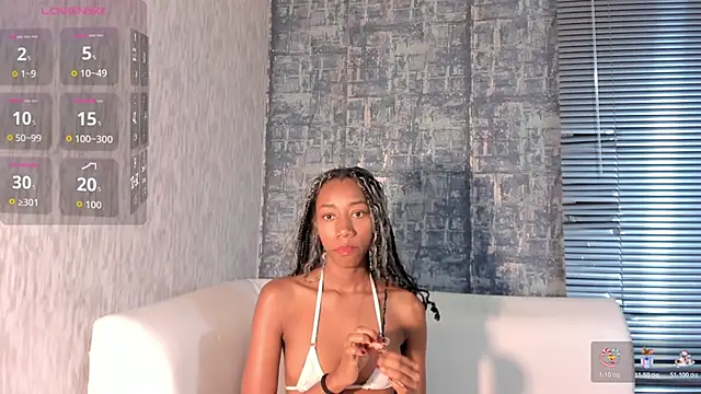 Snapshot of NathalyLeen chatting on June 23, 2026, 8:40 pm NathalyLeen online show from June 23, 2026, 8:40 pm