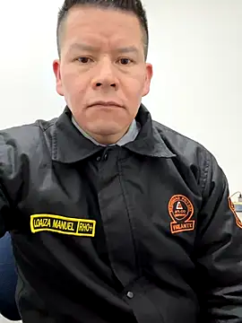 Manu0586 online show from October 11, 2025, 8:59 am