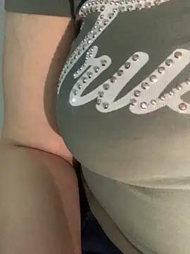 Sara782f online show from March 16, 2026, 9:06 pm