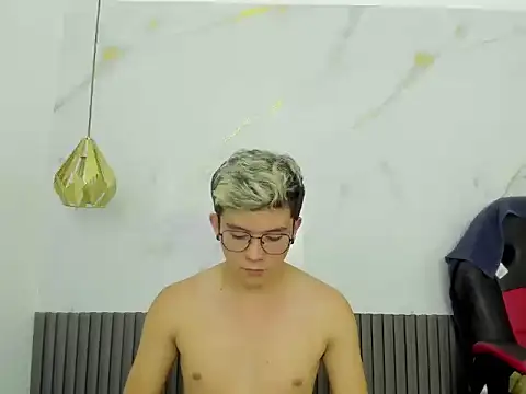 Snapshot of AndyFame1 chatting on March 3, 2026, 6:15 pm AndyFame1 online show from March 3, 2026, 6:15 pm