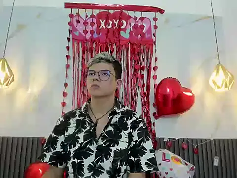 Snapshot of AndyFame1 chatting on February 16, 2026, 6:17 pm AndyFame1 online show from February 16, 2026, 6:17 pm