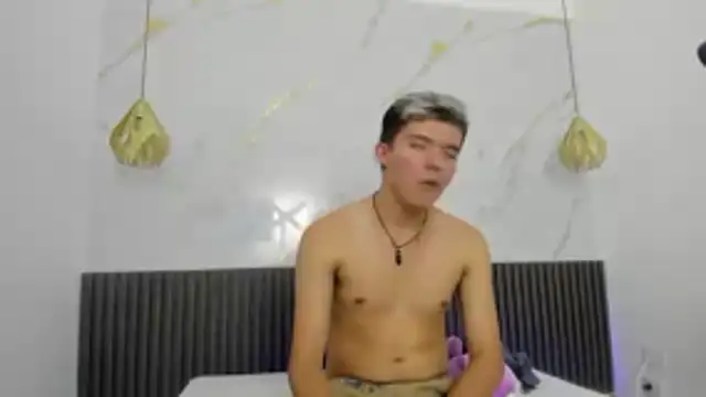 Snapshot of AndyFame1 chatting on February 14, 2026, 6:52 pm AndyFame1 online show from February 14, 2026, 6:52 pm