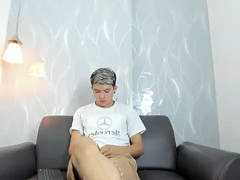 Snapshot of AndyFame1 chatting on February 15, 2026, 12:04 pm AndyFame1 online show from February 15, 2026, 12:04 pm