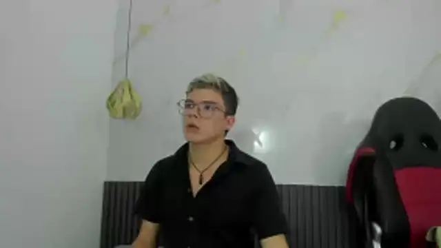 Snapshot of AndyFame1 chatting on February 11, 2026, 6:19 pm AndyFame1 online show from February 11, 2026, 6:19 pm