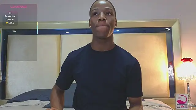 Snapshot of CharlesBrown_ chatting on October 24, 2025, 12:37 pm CharlesBrown online show from October 24, 2025, 12:37 pm