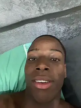 Snapshot of CharlesBrown_ chatting on October 19, 2025, 2:47 am CharlesBrown online show from October 19, 2025, 2:47 am