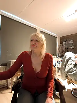 Snapshot of SexyKato001 chatting on November 4, 2025, 8:07 am SexyKato001 online show from November 4, 2025, 8:07 am