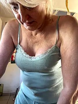 Snapshot of SexyKato001 chatting on September 14, 2025, 7:09 am SexyKato001 online show from September 14, 2025, 7:09 am