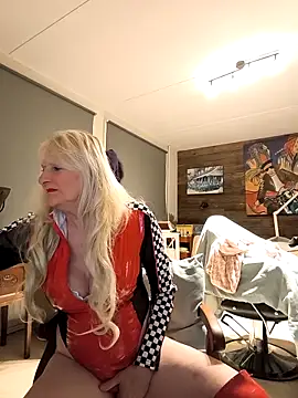 Snapshot of SexyKato001 chatting on October 15, 2025, 6:05 pm SexyKato001 online show from October 15, 2025, 6:05 pm