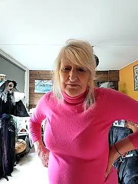 Snapshot of SexyKato001 chatting on October 24, 2025, 12:37 pm SexyKato001 online show from October 24, 2025, 12:37 pm