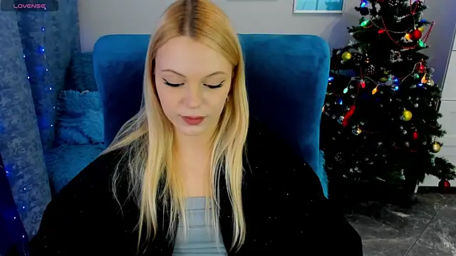 Snapshot of KatherineePierce chatting on January 11, 2026, 10:16 pm KatherineePierce online show from January 11, 2026, 10:16 pm