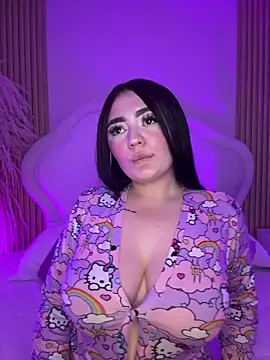 Snapshot of Valeria_carter chatting on November 28, 2025, 8:25 am Valeria carter online show from November 28, 2025, 8:25 am