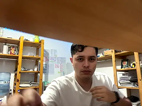 Haustin202 online show from September 19, 2025, 12:25 am