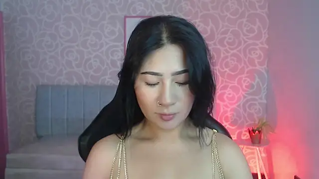 Snapshot of evelyn_ch_ chatting on September 29, 2025, 10:54 am evelyn ch online show from September 29, 2025, 10:54 am
