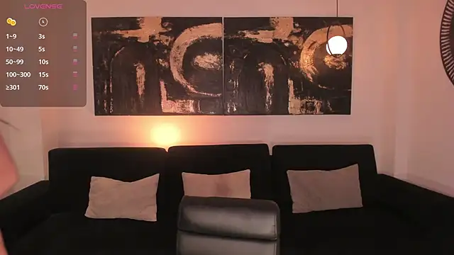 Snapshot of IsabellaMoreau chatting on January 11, 2026, 6:15 pm IsabellaMoreau online show from January 11, 2026, 6:15 pm