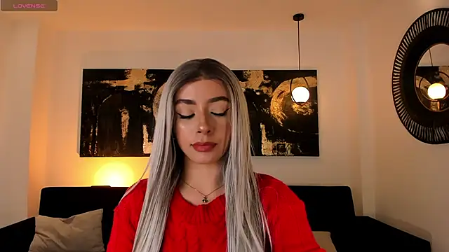 Snapshot of IsabellaMoreau chatting on December 20, 2025, 8:44 pm IsabellaMoreau online show from December 20, 2025, 8:44 pm