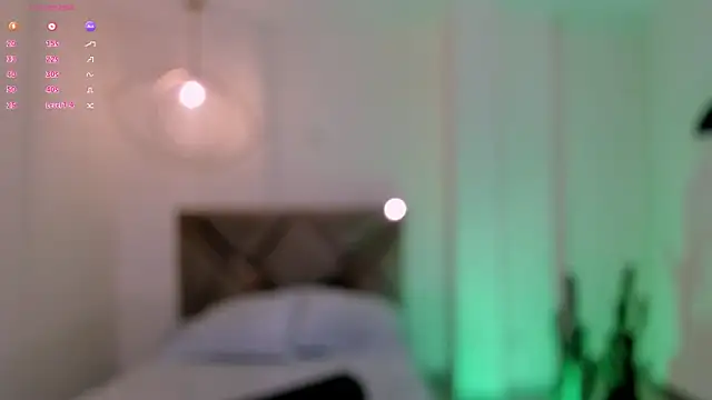 Snapshot of IsabellaMoreau chatting on February 18, 2026, 7:43 pm IsabellaMoreau online show from February 18, 2026, 7:43 pm