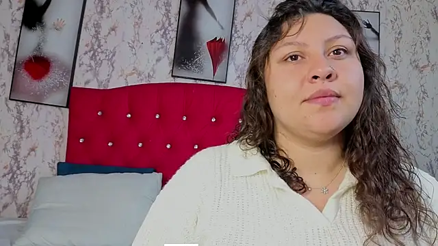 Snapshot of Larissa_Antonella chatting on February 24, 2026, 3:51 am Larissa Antonella online show from February 24, 2026, 3:51 am