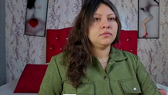 Snapshot of Larissa_Antonella chatting on February 17, 2026, 3:48 am Larissa Antonella online show from February 17, 2026, 3:48 am