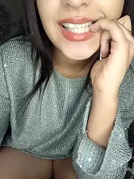 Snapshot of Mrabrba-3asal chatting on December 17, 2025, 11:32 pm Mrabrba-3asal online show from December 17, 2025, 11:32 pm