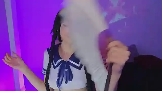 Moonlightt 21 online show from October 9, 2025, 6:19 pm