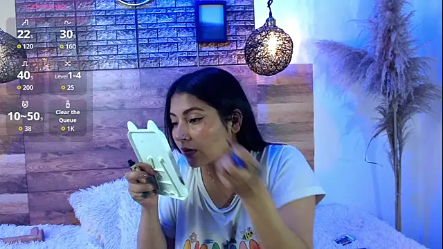 mafe velezzz online show from October 2, 2025, 12:08 pm