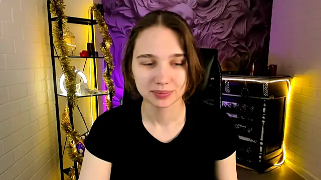 TessaMill online show from December 3, 2025, 9:20 am