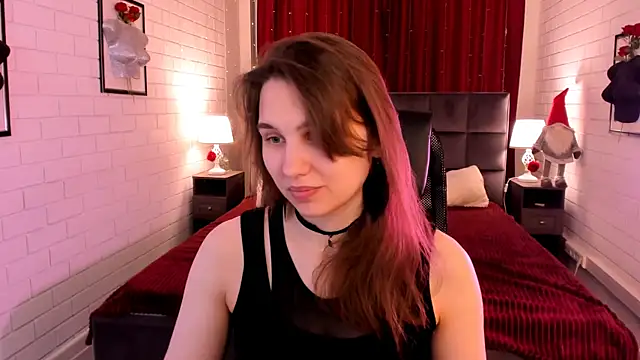Snapshot of TessaMill chatting on April 27, 2026, 5:38 am TessaMill online show from April 27, 2026, 5:38 am