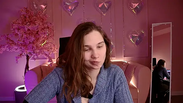 Snapshot of TessaMill chatting on February 20, 2026, 5:26 am TessaMill online show from February 20, 2026, 5:26 am