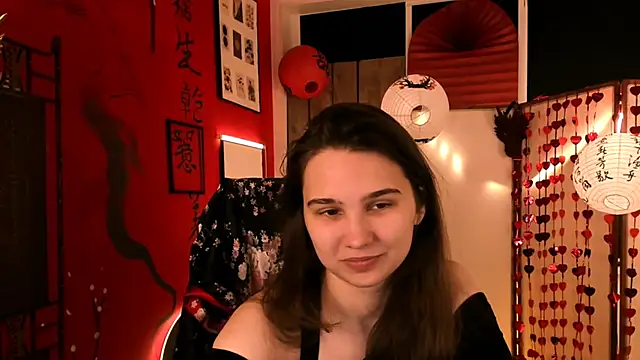 Snapshot of TessaMill chatting on February 17, 2026, 5:38 am TessaMill online show from February 17, 2026, 5:38 am