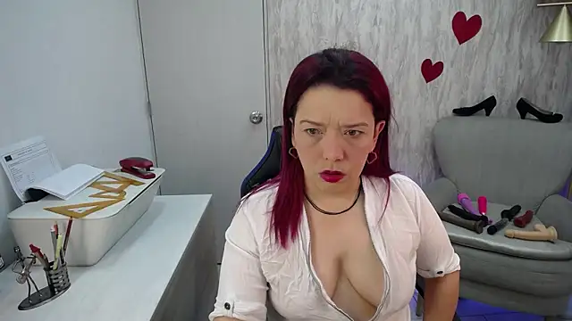 Snapshot of VeronicaBlake chatting on February 24, 2026, 12:50 pm VeronicaBlake online show from February 24, 2026, 12:50 pm