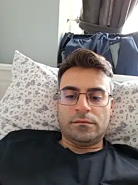 Obstacless online show from March 11, 2026, 1:16 pm