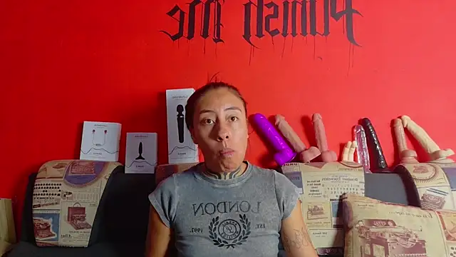 Snapshot of Dunnadan_Bms chatting on May 23, 2026, 4:28 pm Dunnadan Bms online show from May 23, 2026, 4:28 pm