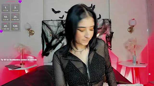 Snapshot of KattEngel chatting on October 4, 2025, 1:40 am KattEngel online show from October 4, 2025, 1:40 am