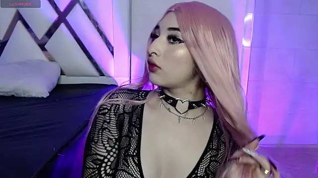 Snapshot of KattEngel chatting on September 13, 2025, 11:54 am KattEngel online show from September 13, 2025, 11:54 am