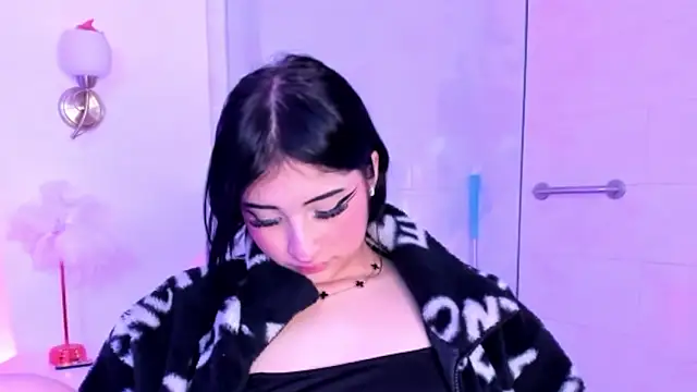 Snapshot of KattEngel chatting on October 20, 2025, 3:52 am KattEngel online show from October 20, 2025, 3:52 am