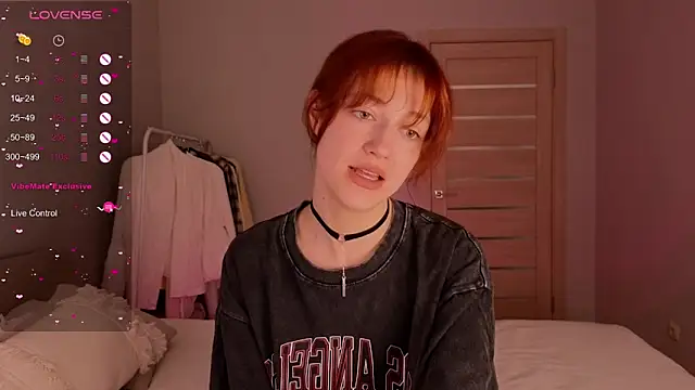 Snapshot of _Elen_Lilith_ chatting on May 10, 2026, 9:57 am Elen Lilith online show from May 10, 2026, 9:57 am