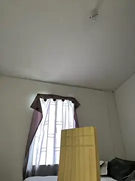 Snapshot of oh_nina chatting on September 16, 2025, 9:16 pm oh nina online show from September 16, 2025, 9:16 pm